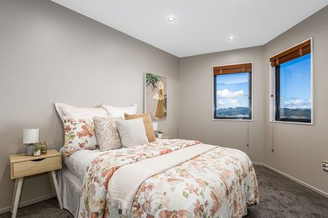 Photo of property in 6 Seascape View, Paremata, Porirua, 5024