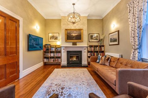 Photo of property in 194 Sydney Street West, Thorndon, Wellington, 6011