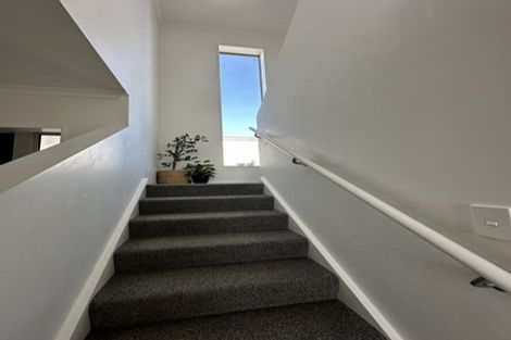 Photo of property in 24 Trelawny Terrace, Grenada Village, Wellington, 6037