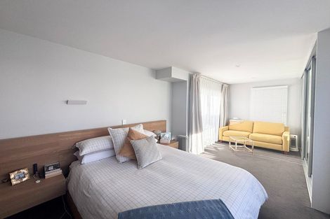 Photo of property in 2/28 Hampton Place, Burnside, Christchurch, 8053