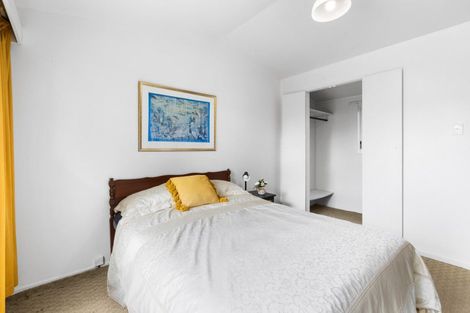 Photo of property in 12 Saint Hill Lane, Havelock North, 4130