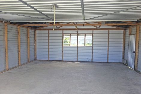 Photo of property in 6 Templeton Place, Clendon Park, Auckland, 2103