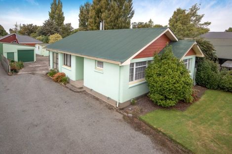 Photo of property in 33 Meadow Street, Papanui, Christchurch, 8052