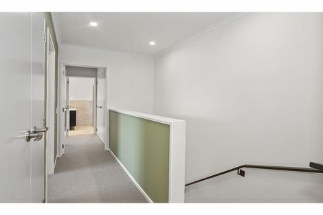 Photo of property in 30 Arthur Rolfe Lane, Swanson, Auckland, 0614