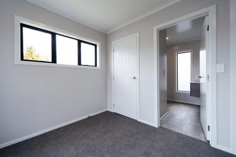 Photo of property in 12 Emmadale Lane, Hamilton East, Hamilton, 3216