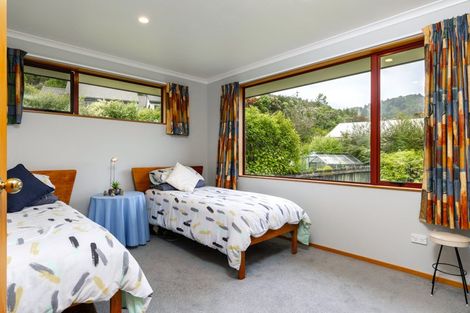 Photo of property in 14 Moana View Road, Waikawa, Picton, 7220