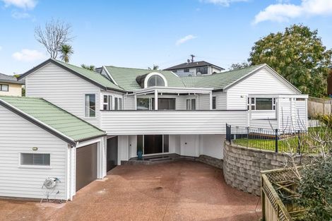 Photo of property in 9 San Marino Drive, Henderson, Auckland, 0612