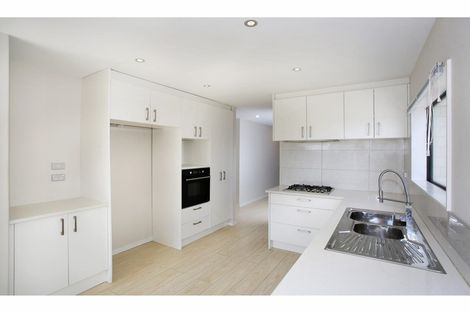 Photo of property in 12 Kokako Rise, Papakura, 2110