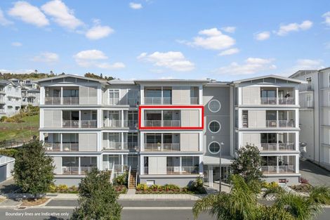 Photo of property in 129 Hibiscus Drive, Orewa, 0931