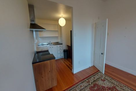 Photo of property in 61 Central Terrace, Kelburn, Wellington, 6012