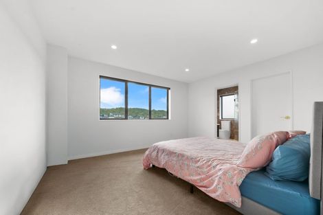 Photo of property in 6 Wheki Place, Swanson, Auckland, 0614