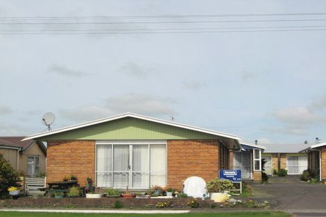 Photo of property in 3/7b High Street West, Waitara, 4320