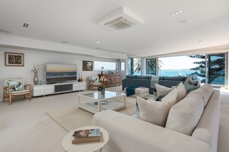 Photo of property in 11 The Mall, Mount Maunganui, 3116