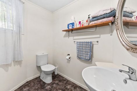 Photo of property in 20 Cynthia Place, Baylys Beach, Dargaville, 0377