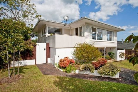 Photo of property in 9 Munstead Place, Hillcrest, Auckland, 0627