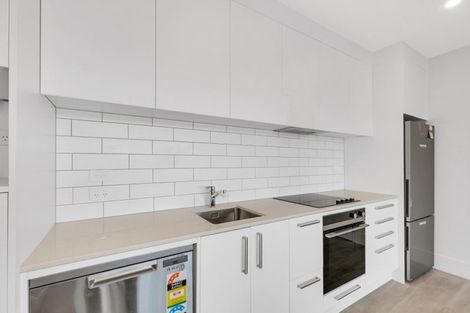 Photo of property in 204/165 Lake Road, Northcote, Auckland, 0627