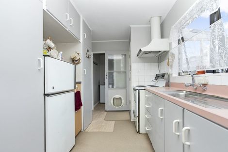 Photo of property in 8 Le Havre Place, Takanini, 2112