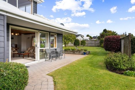 Photo of property in 104 Moana Anu Anu Avenue, Whangamata, 3620