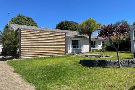 Photo of property in 47 Riverton Drive, Randwick Park, Auckland, 2105