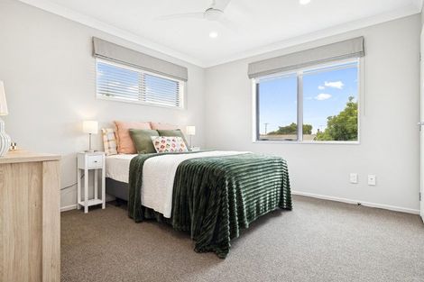 Photo of property in 73 Wellington Street, Pukekohe, 2120