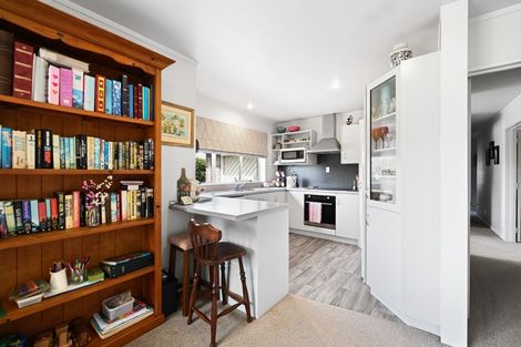 Photo of property in 26 Halcione Close, Flagstaff, Hamilton, 3210