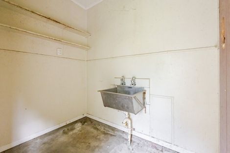 Photo of property in 804-806 Takapu Place, Camberley, Hastings, 4120