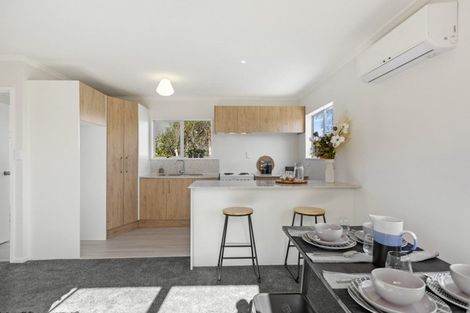 Photo of property in 25 Tawa Road, Te Atatu Peninsula, Auckland, 0610