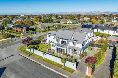 Photo of property in 76 Wai-iti Terrace, Bryndwr, Christchurch, 8052