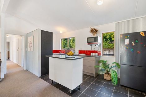 Photo of property in 29a Oriwa Street, Waikanae, 5036