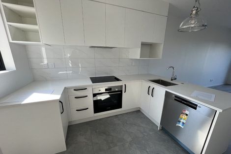 Photo of property in 18/241 Don Buck Road, Massey, Auckland, 0614