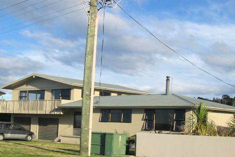Photo of property in 12 Le Quesne Road, Bay View, Napier, 4104