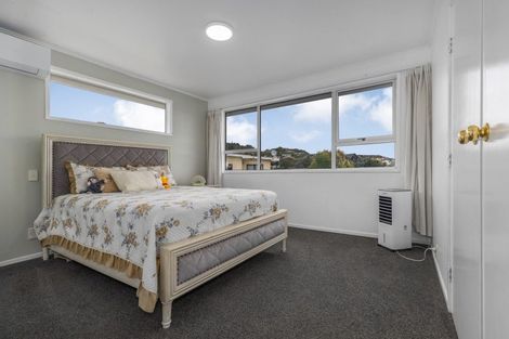 Photo of property in 11 Tweed Road, Papakowhai, Porirua, 5024