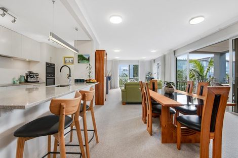 Photo of property in 94 Panorama Heights, Orewa, 0931