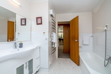 Photo of property in 153 West Street, Greytown, 5712