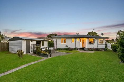 Photo of property in 23 Melba Street, Beach Haven, Auckland, 0626