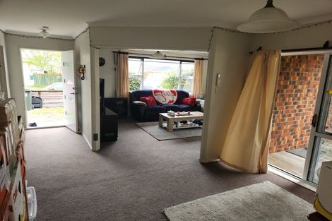 Photo of property in 1 Matai Street, Waikanae, 5036