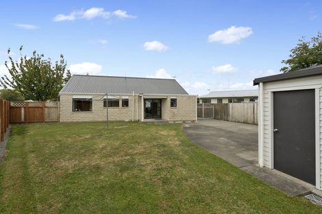 Photo of property in 69 Hillcrest Drive, Kelvin Grove, Palmerston North, 4414