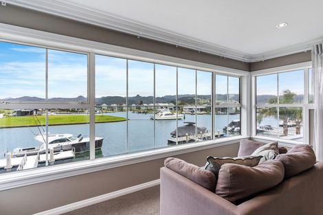 Photo of property in 129 Motu Grande, Pauanui, Hikuai, 3579