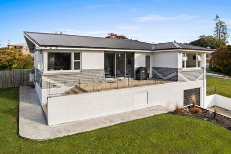 Photo of property in 15 Kennedy Road, Fairfield, Dunedin, 9018