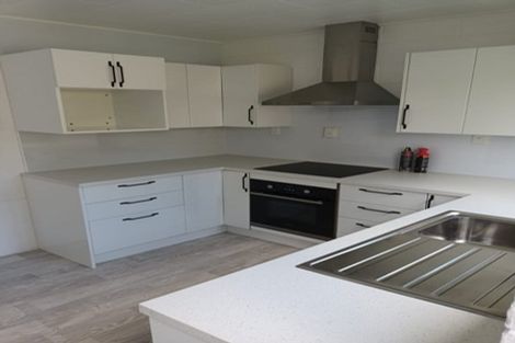 Photo of property in 18 Otaika Road, Woodhill, 0110