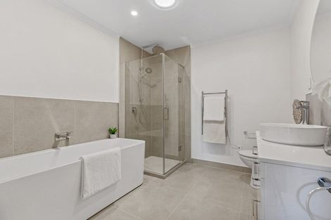 Photo of property in 39 Bristol Freighter Road, Hobsonville, 0616