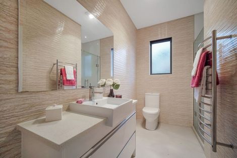 Photo of property in 14 Helianthus Avenue, Flat Bush, Auckland, 2019