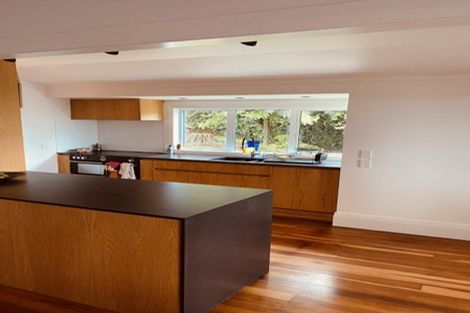 Photo of property in 233 Godley Road, Titirangi, Auckland, 0604