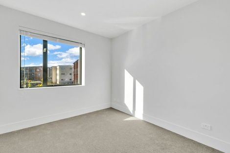 Photo of property in 104/165 Lake Road, Northcote, Auckland, 0627