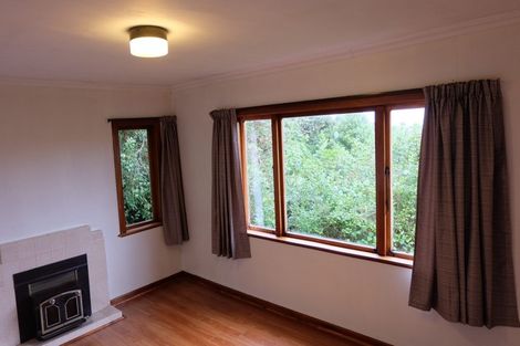 Photo of property in 31 Garden Road, Northland, Wellington, 6012