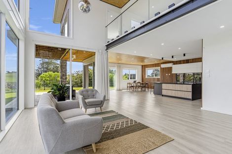 Photo of property in 88 Hayfield Way, Karaka, Papakura, 2113
