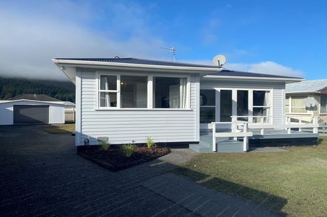 Photo of property in 20 Hamstead Street, Wainuiomata, Lower Hutt, 5014
