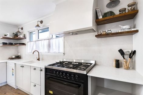Photo of property in 98 Amyes Road, Hornby, Christchurch, 8042