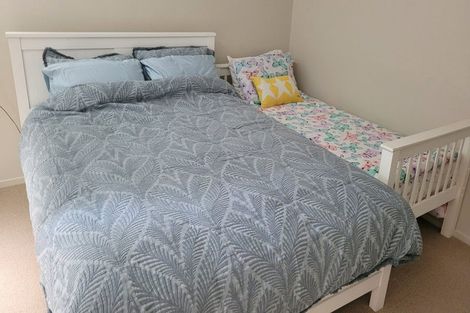 Photo of property in 20 Piharau Crescent, Hurdon, New Plymouth, 4310