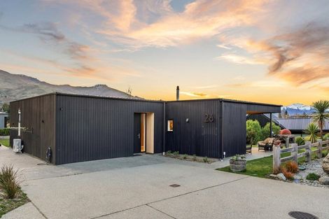 Photo of property in 26 Stackbrae Avenue, Wanaka, 9305